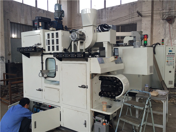 Hot air circulation rotor paint dropping machine
